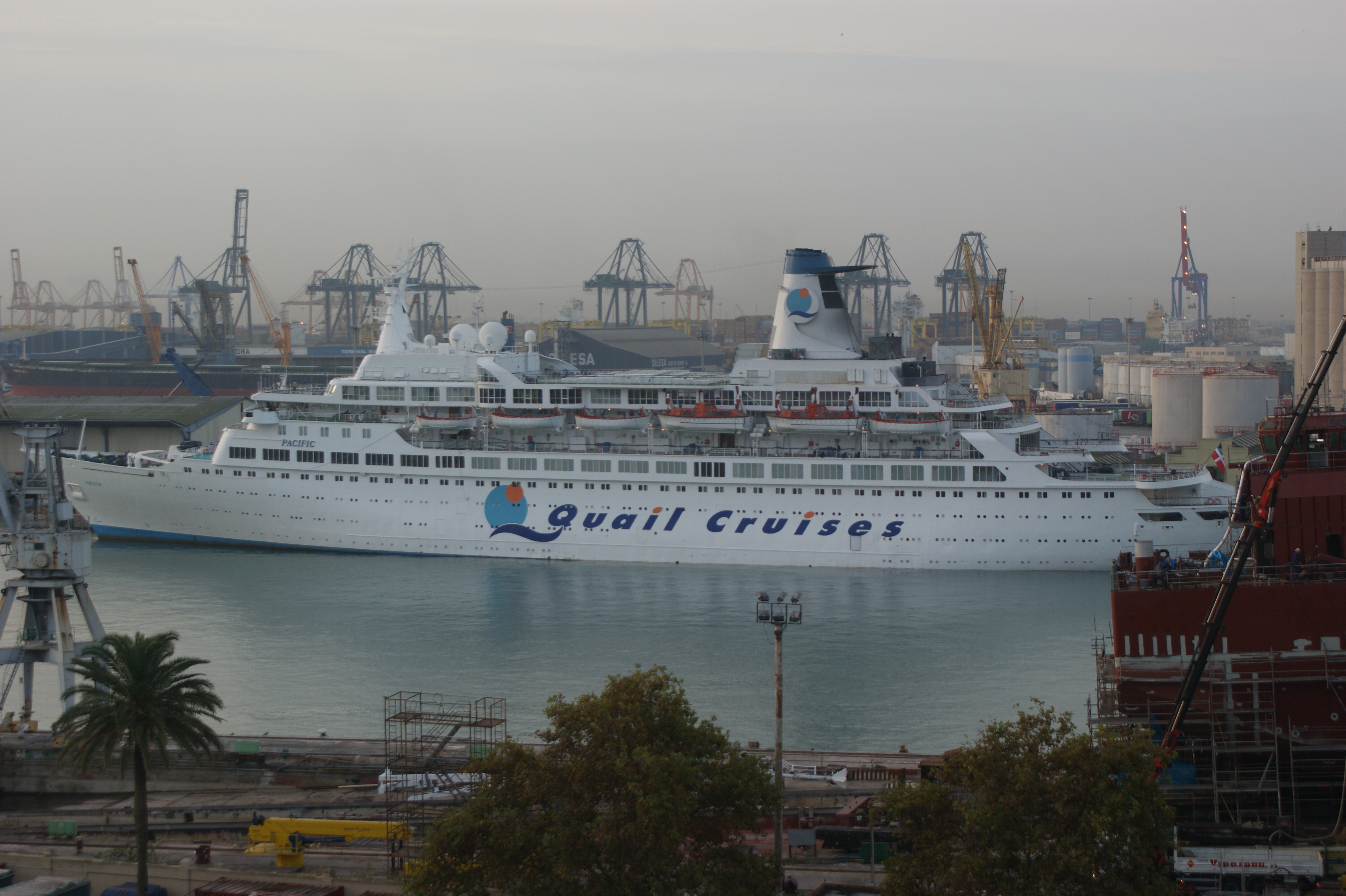 Pacific ship. Принцесса Пасифик судно. Лайнер MS Oceana. Pacific Princess 1971. Тихоокеанский круиз.